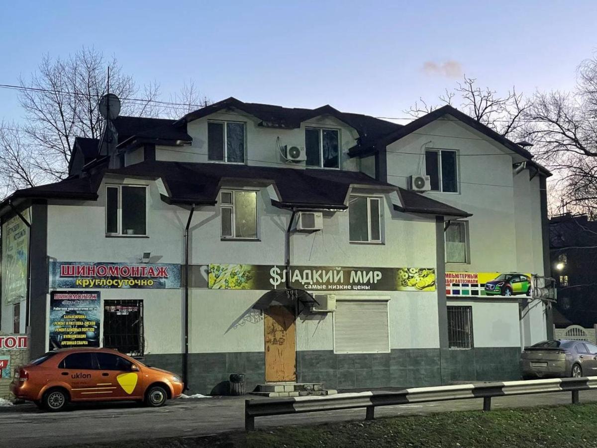 Pitstop Motel Kamianske Exterior foto